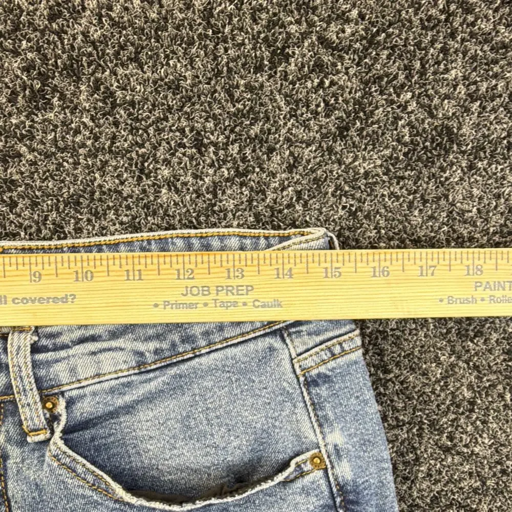RSQ Men’s Straight Fit Light Wash Blue Stretch Denim Jeans Mid Rise 5-Pocket